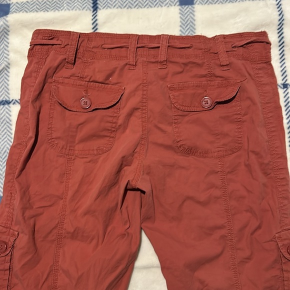 American Rag Cie cargo pants maroon color - Picture 4 of 7